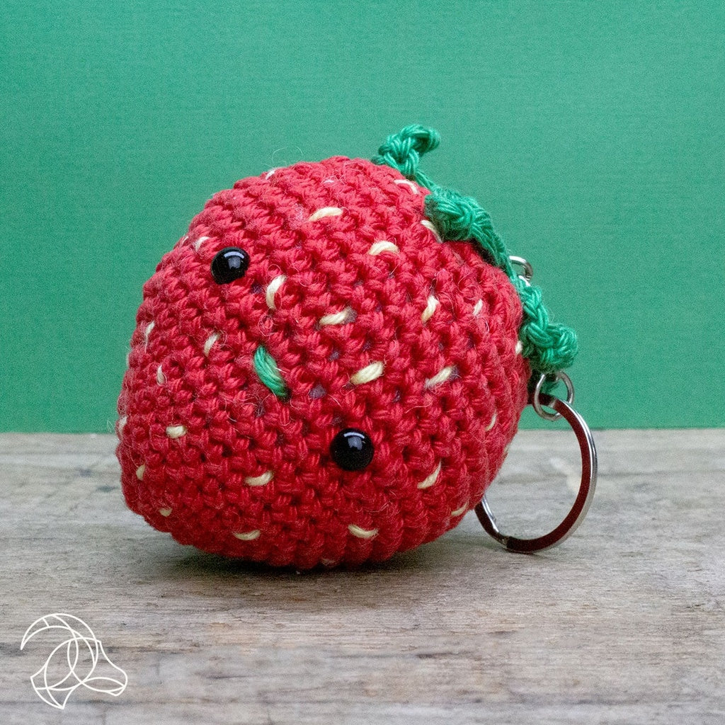 Amigurumi virkkaussetti Hardicraft - Mansikka