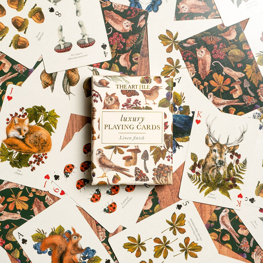 Pelikortit The Art File - Nature's pocketbook