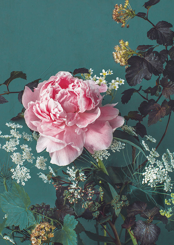 2-osainen kortti Kreetta Järvenpää - Peony Portrait 2022
